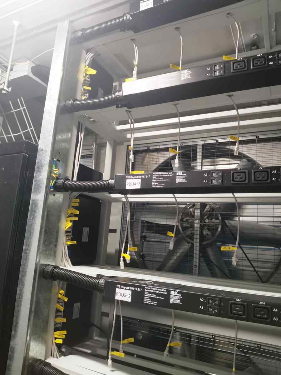 inside of modular data center.jpg